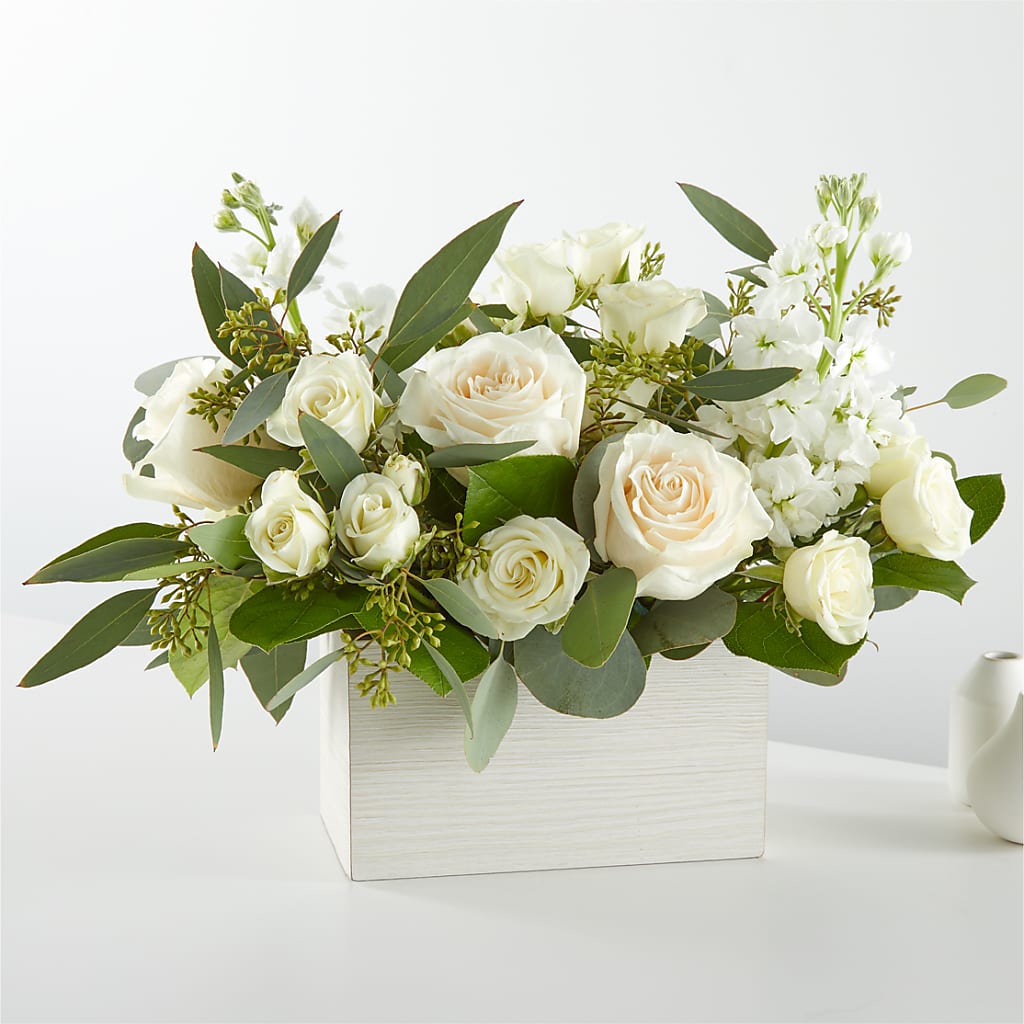 Fresh Linen Box Bouquet – Petal Pockets, Fontana CA