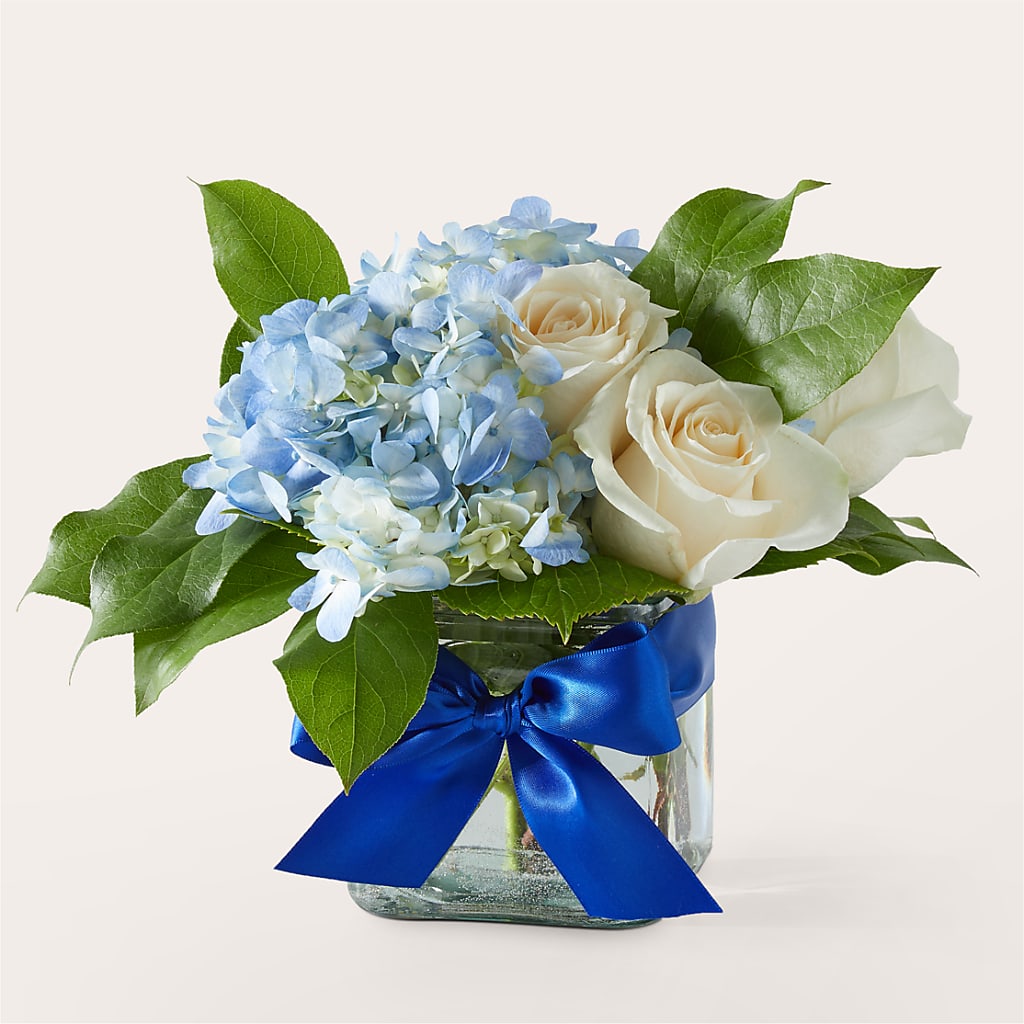 Sky Blue Delight Bouquet – Petal Pockets, Fontana CA