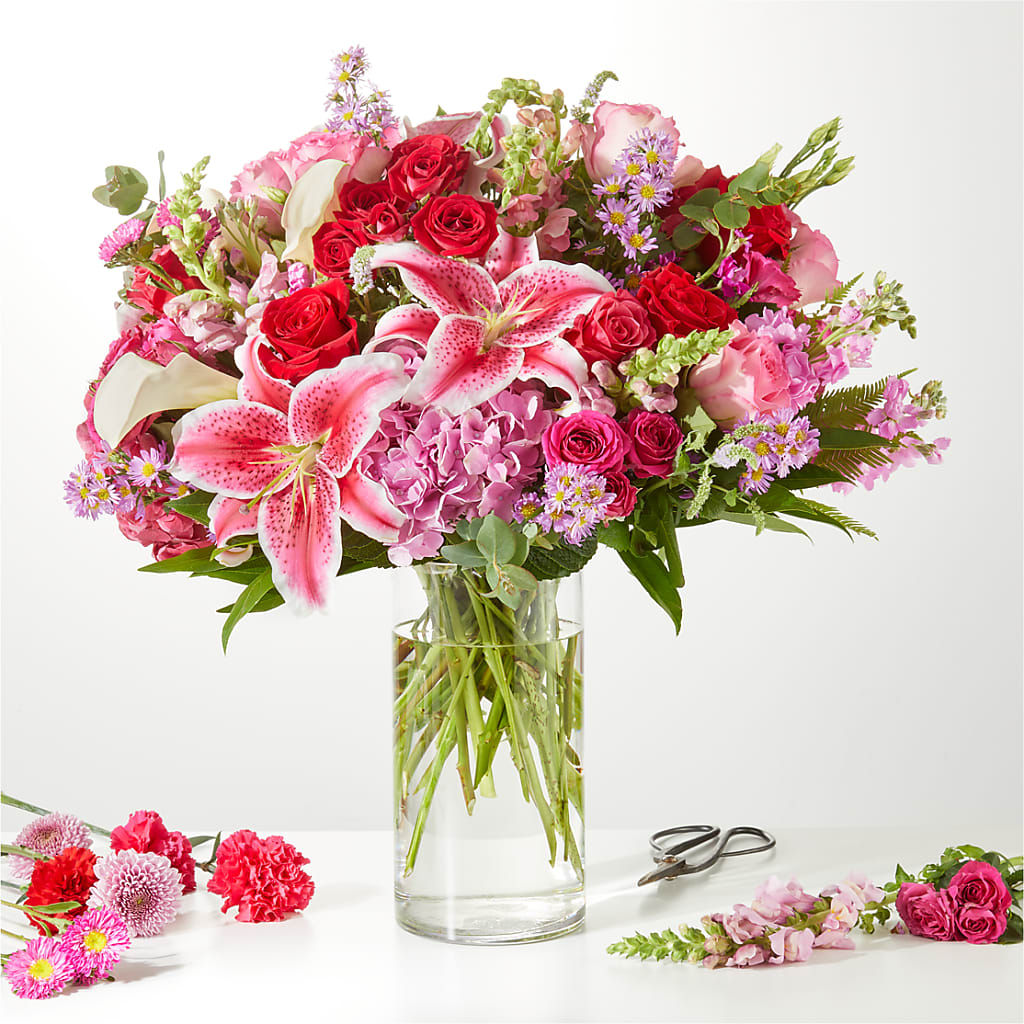 Swooning Over You - A Luxury Florist Original – Petal Pockets, Fontana CA