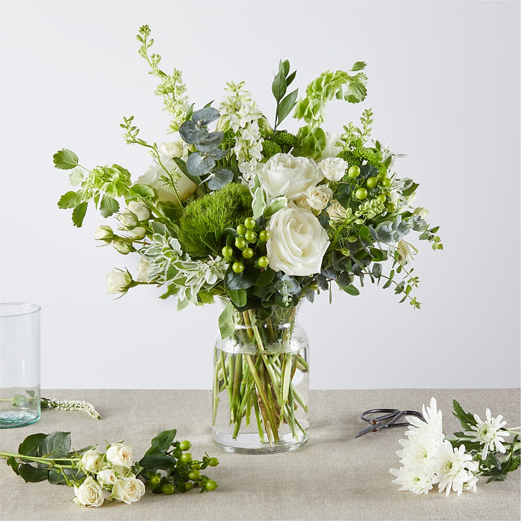 Irish Garden - A Florist Original – Petal Pockets, Fontana CA