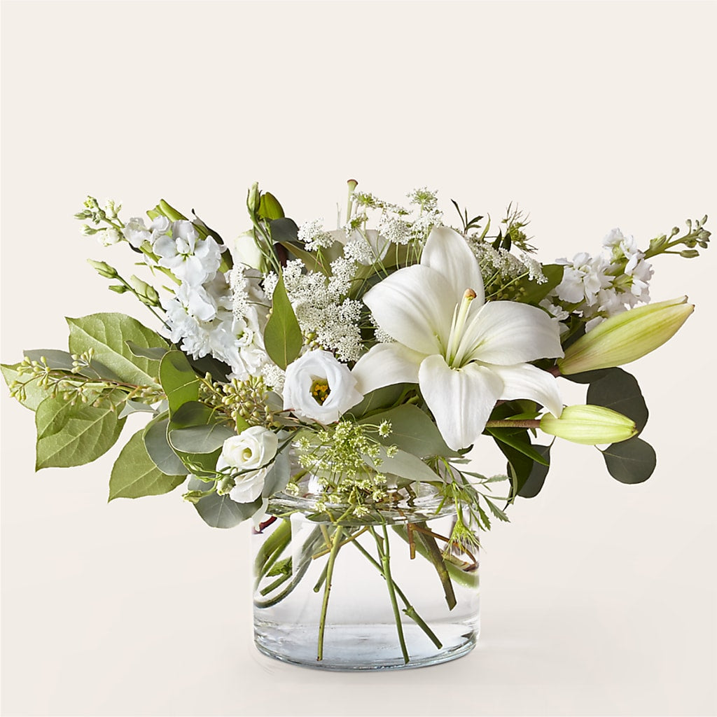 Alluring Elegance Bouquet – Petal Pockets, Fontana CA