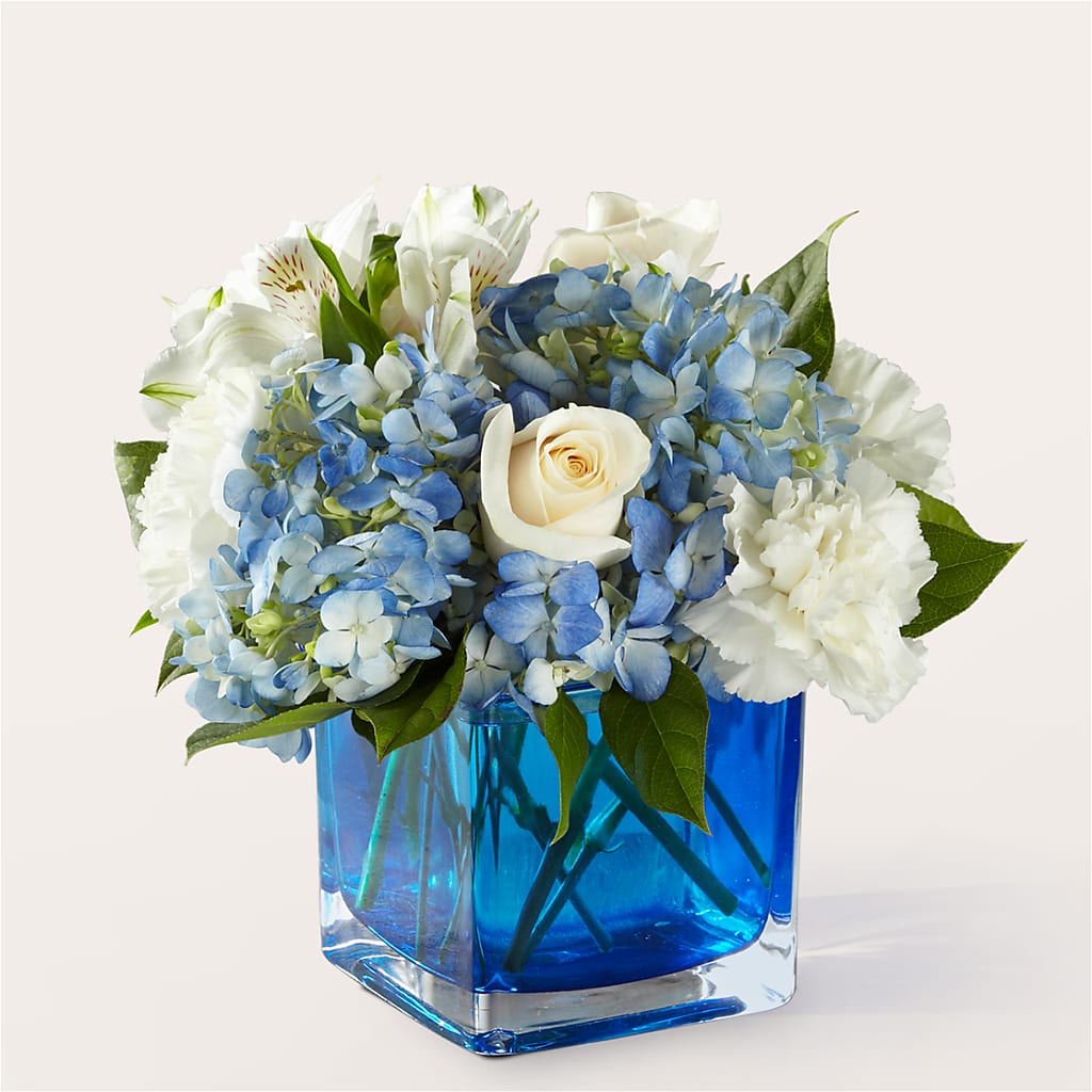 Soothing Waters Bouquet – Petal Pockets, Fontana CA