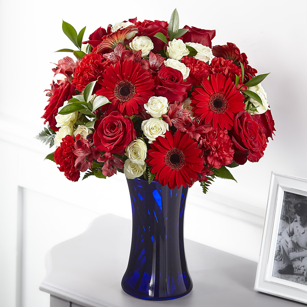Hearts Embrace Bouquet – Petal Pockets, Fontana CA