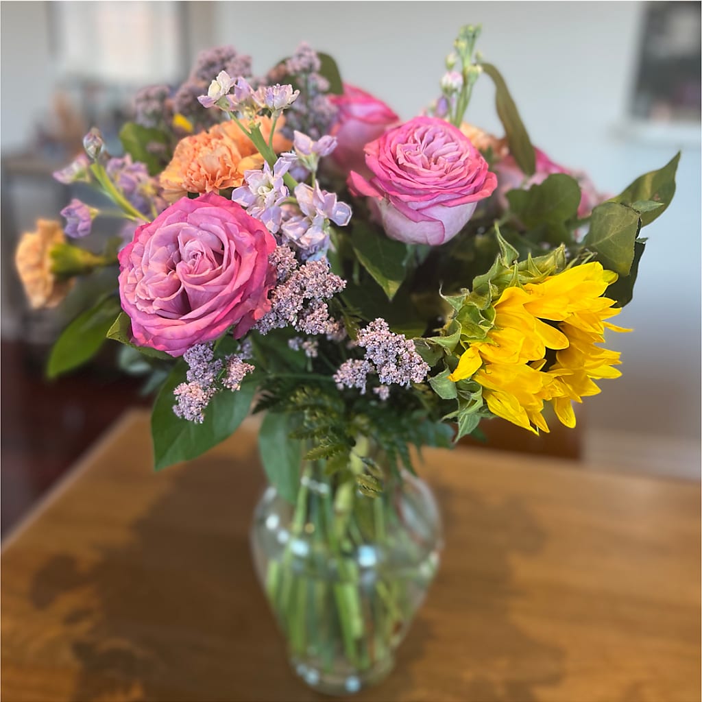 Yellow Brick Road Bouquet – Petal Pockets, Fontana CA