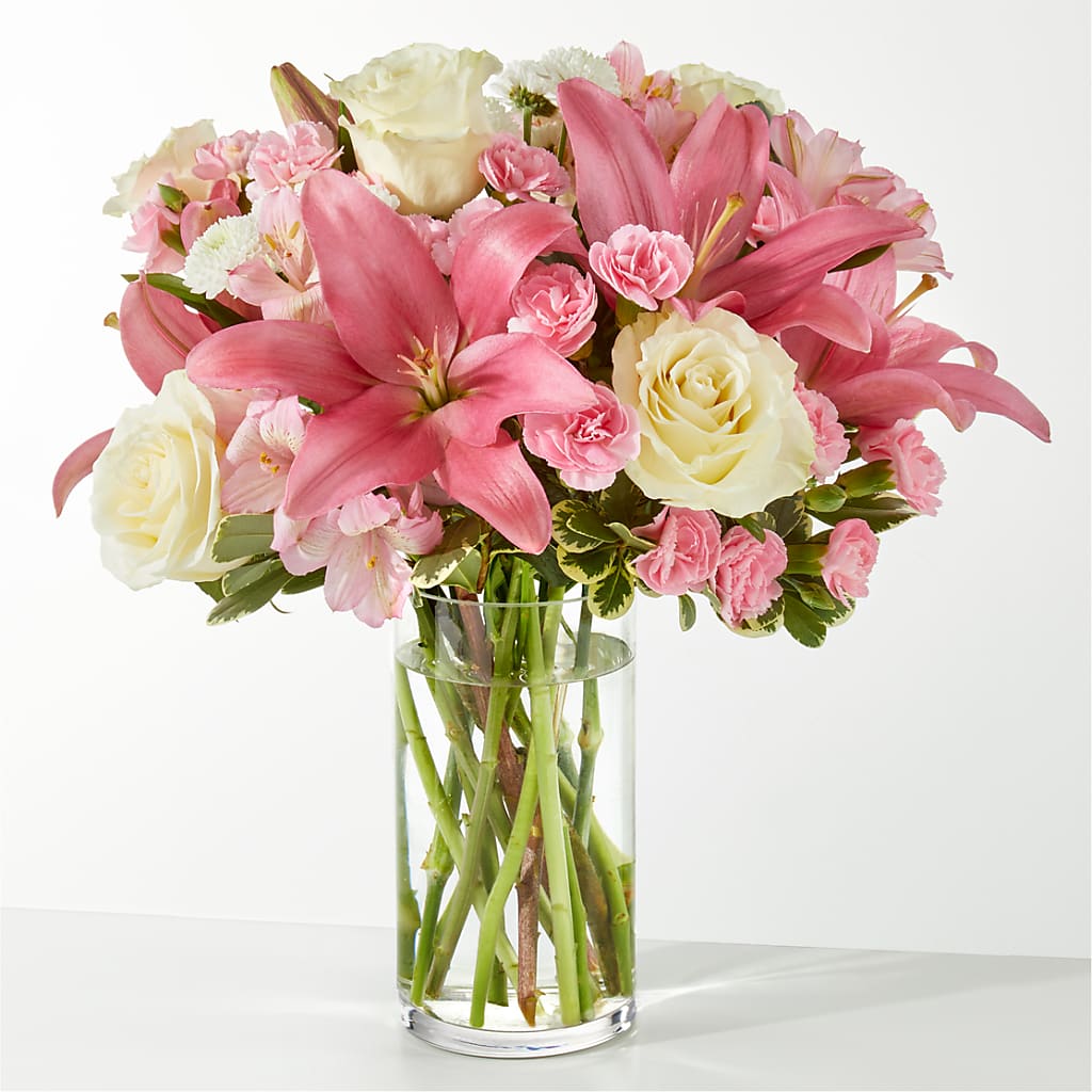Piece of Cake Bouquet – Petal Pockets, Fontana CA