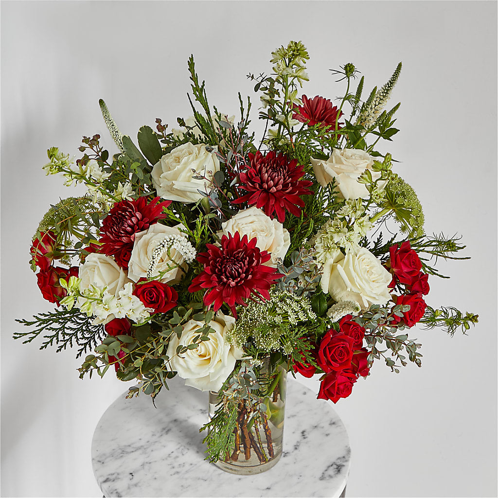 Favorite Traditions Bouquet – Petal Pockets, Fontana CA