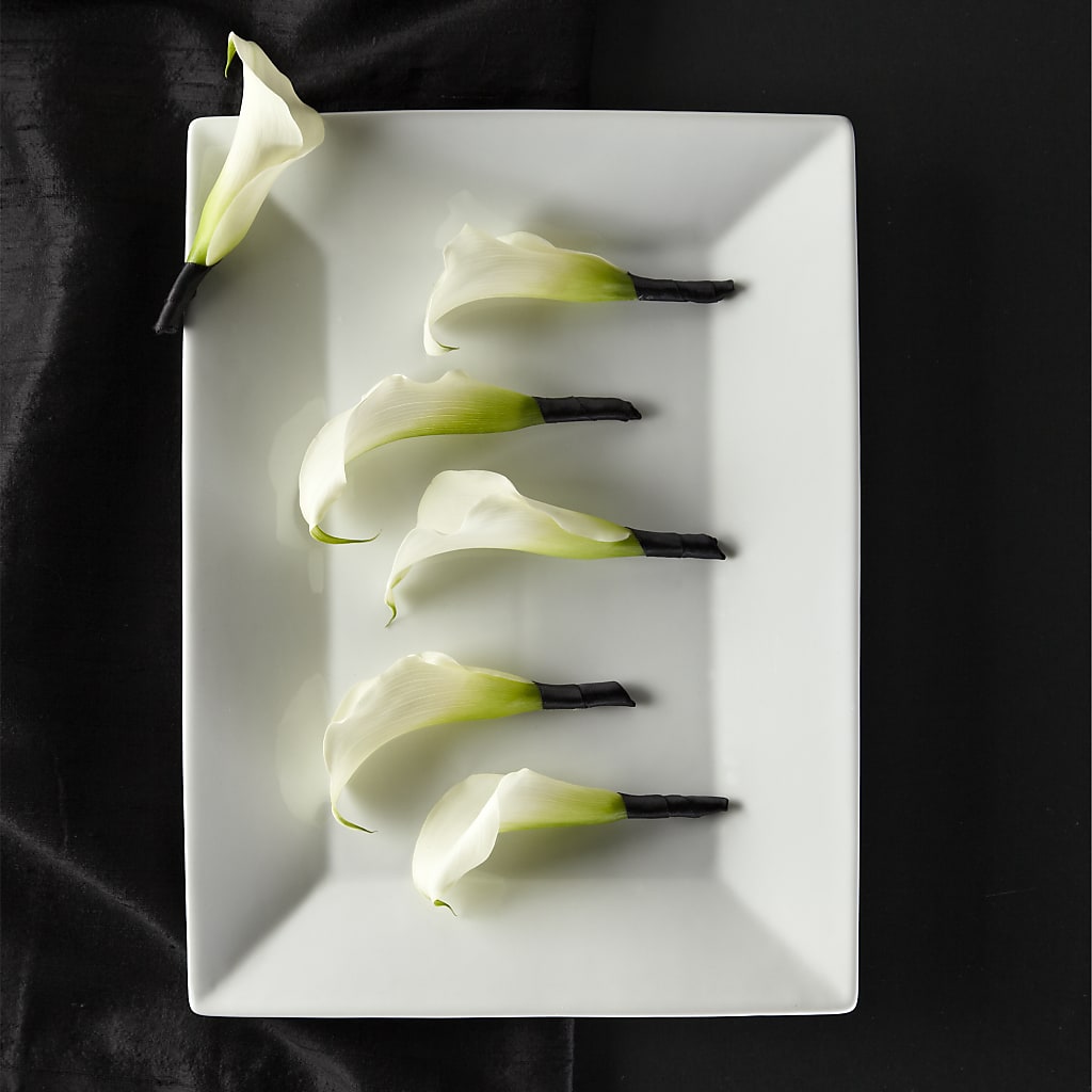 Calla Lily Promise Boutonniere – Petal Pockets, Fontana CA