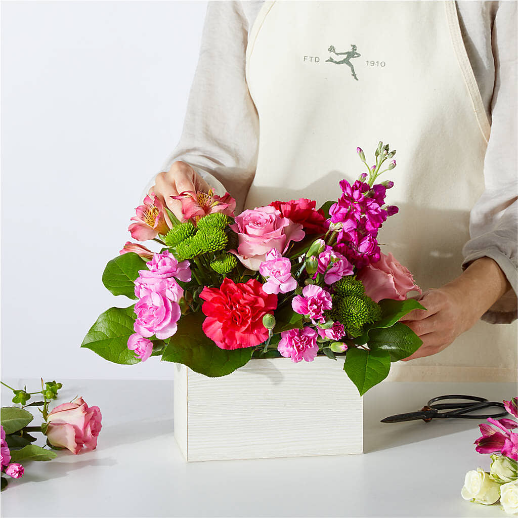 Sweetberry Box – A Florist Original –  Petal Pockets, Fontana CA