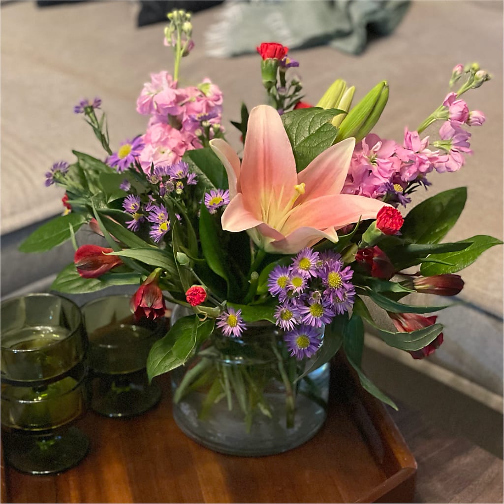 Romantique Bouquet –  Petal Pockets, Fontana CA