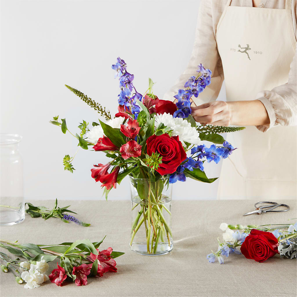 Star Spangled - A Florist Original –  Petal Pockets, Fontana CA