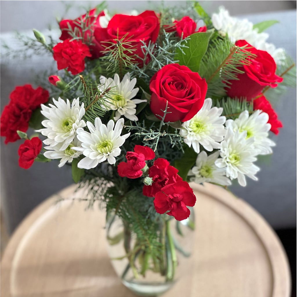 Seasonal Magic Bouquet –  Petal Pockets, Fontana CA