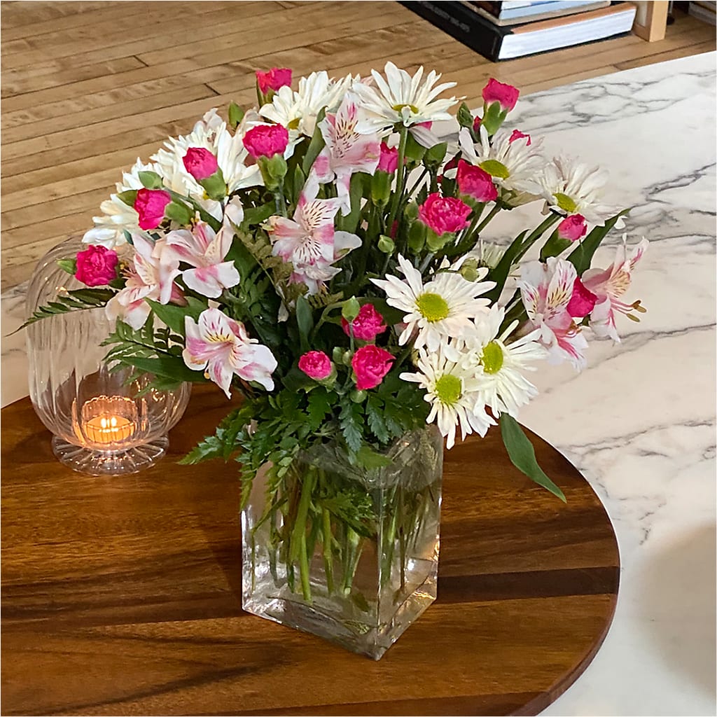 Sweet Surprises® Bouquet –  Petal Pockets, Fontana CA