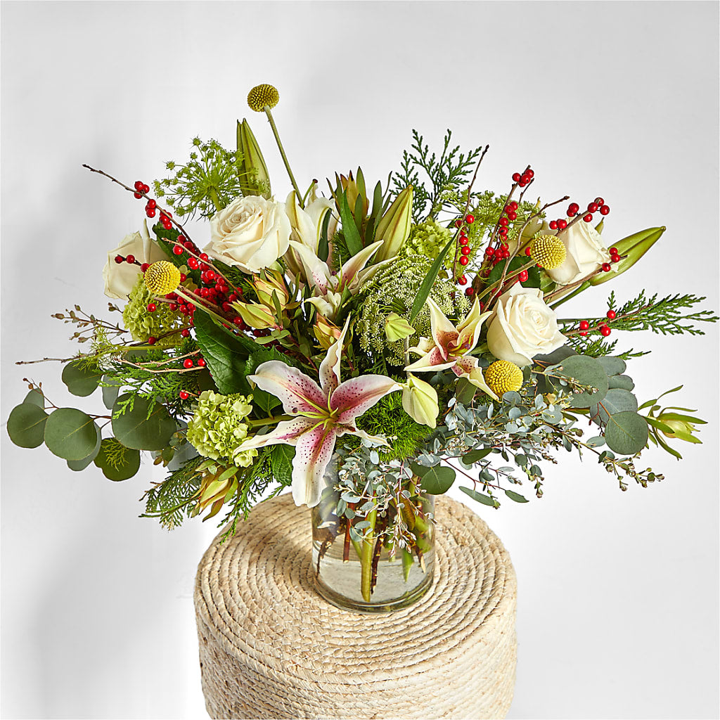 Berry & Bright Bouquet –  Petal Pockets, Fontana CA