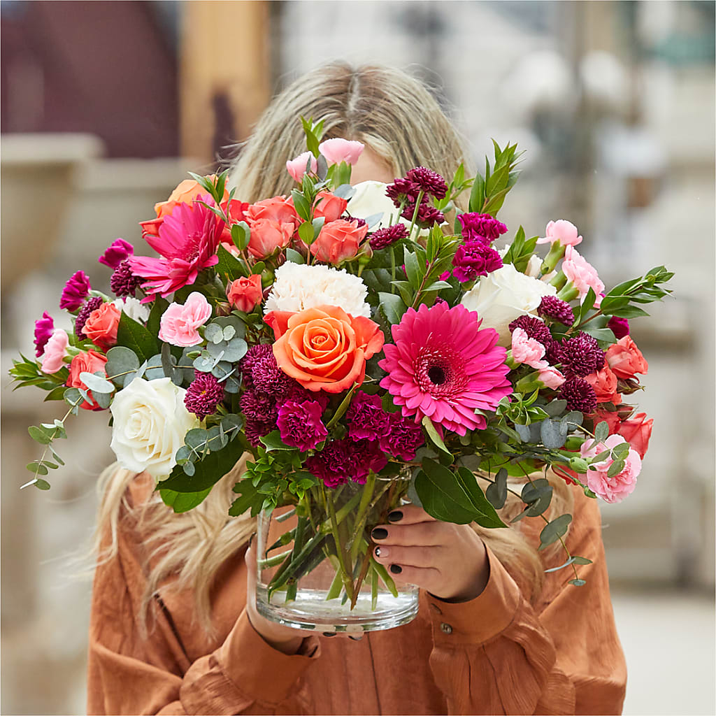 Smell the Roses Bouquet –  Petal Pockets, Fontana CA