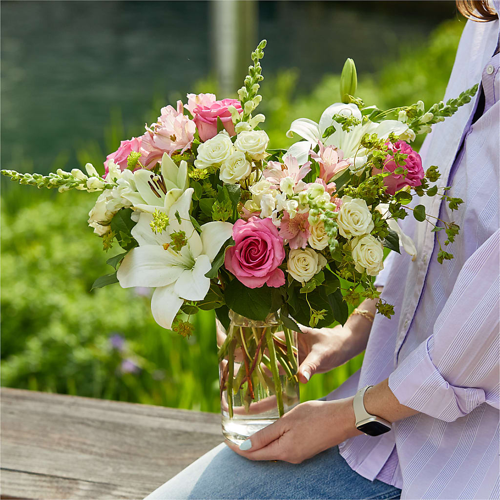 Fondly Bouquet –  Petal Pockets, Fontana CA