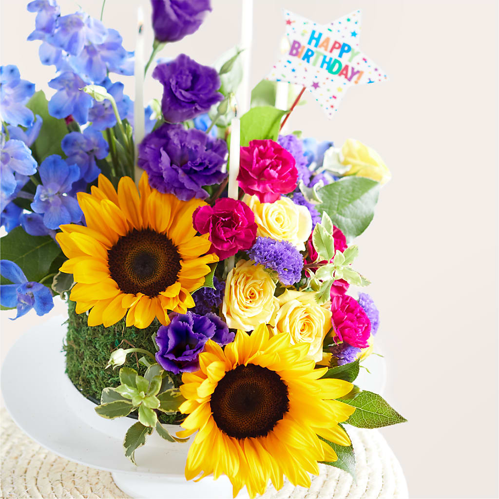 Star of the Day Floral Cake –  Petal Pockets, Fontana CA