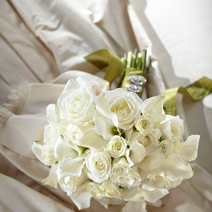 Serene Highness Bouquet –  Petal Pockets, Fontana CA